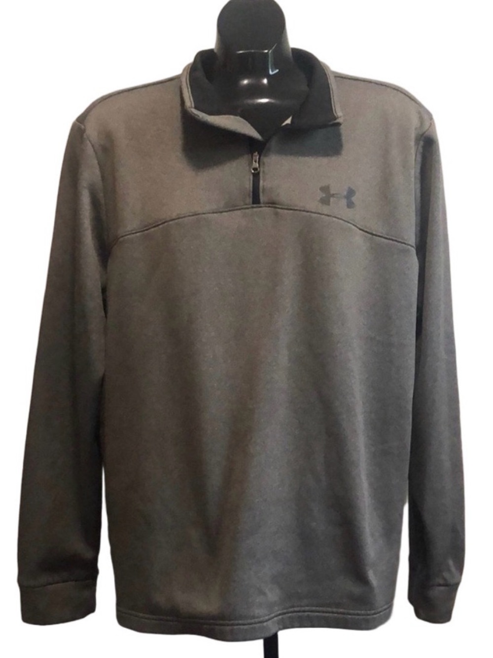 Under Armour Charcoal Quarter-Zip Pullover, Men’s Size Large